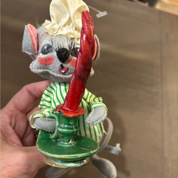 Vintage Annalee Christmas Mouse Figurine holding Candle 1971 - Picture 7 of 10